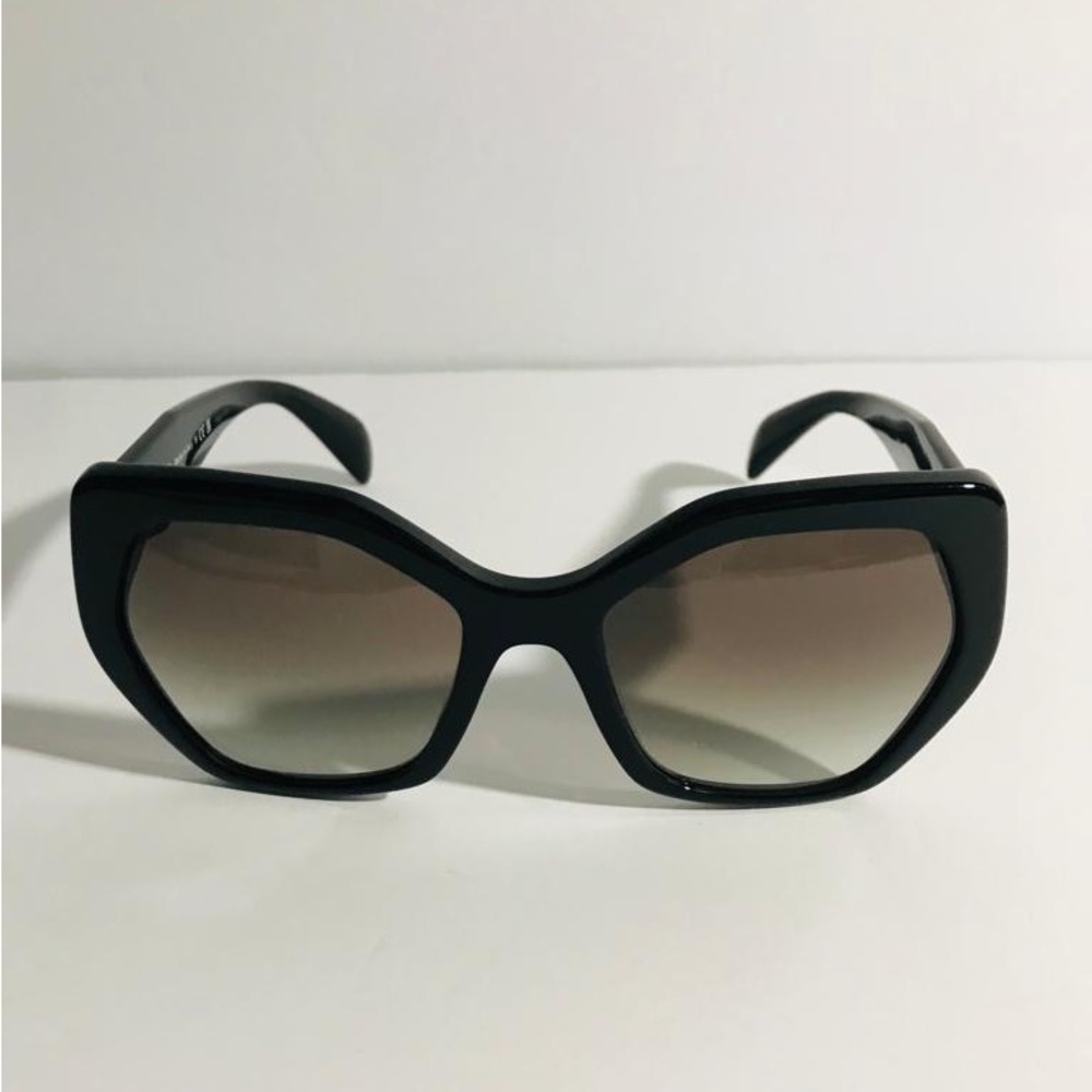 PRADA PR 16RS HERITAGE Oversized Sunglasses